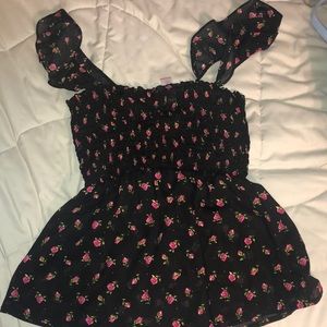 Rose patterned top